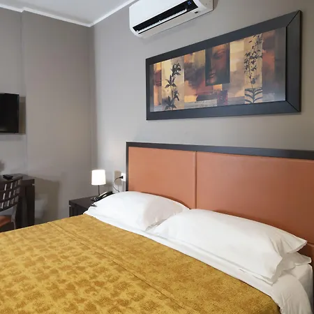 Aparthotel Quadra Key Easy In Florenz